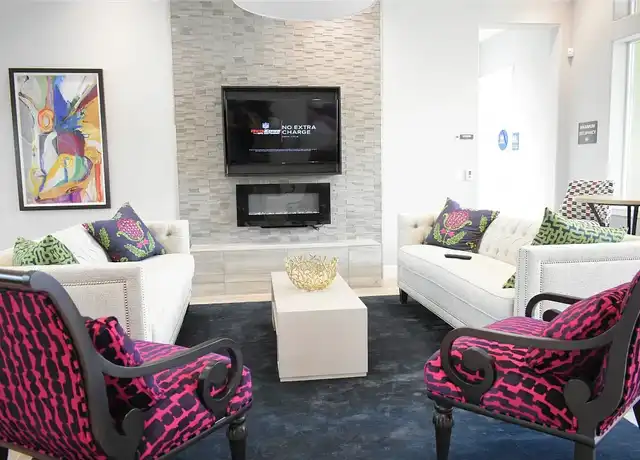 Property at Vines on 80 - 3950 Business Center Dr, Fairfield, CA, 94534, 1 bed, 1 bath, [object Object]