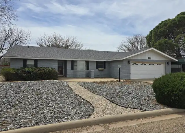 Property at 608 E 17th Ln, Portales, NM, 88130, 3 beds, 2 baths, [object Object]