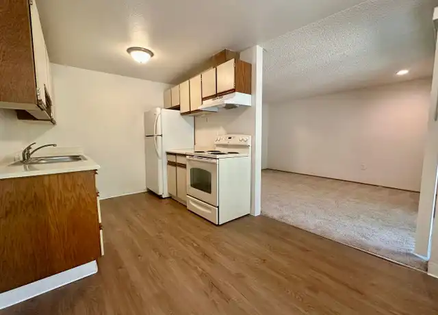 Property at 12821 123rd Street Ct E Unit 15-7, Puyallup, WA, 98373, 1 bed, 1 bath, [object Object]