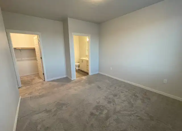Property at 5892 N Five Mile Rd #208, Boise, ID, 83713, 2 beds, 2 baths, [object Object]