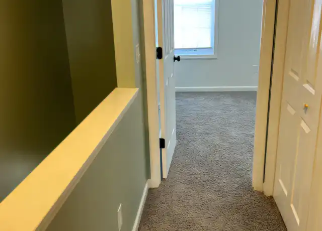 Property at 5050 Lampost Cir, Wilmington, NC, 28403, 2 beds, 1.5 baths, [object Object]