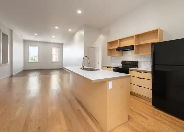 Property at 60 East McMicken Avenue - 60 E McMicken Ave, Cincinnati, OH, 45202, 2 beds, 1-2 bath, [object Object]