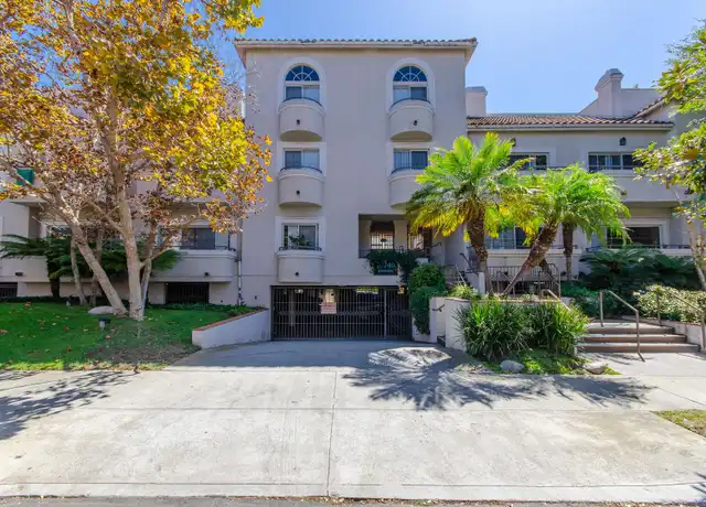 Property at 10740 Woodbine St, Los Angeles, CA, 90034, 2 beds, 2 baths, [object Object]