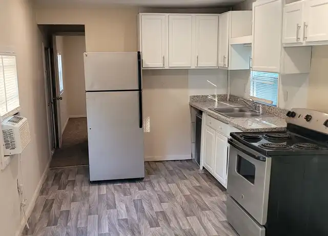 Property at 420 Terlingua, Livingston, TX, 77351, 2 beds, 1 bath, [object Object]