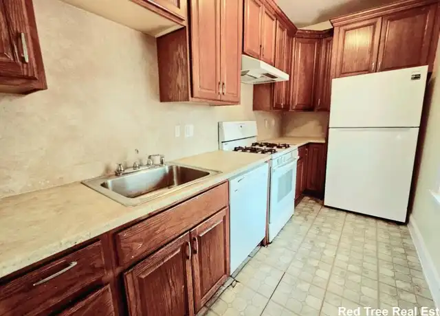 Property at 243 Callender St, Dorchester, MA, 02124, 4 beds, 1 bath, [object Object]