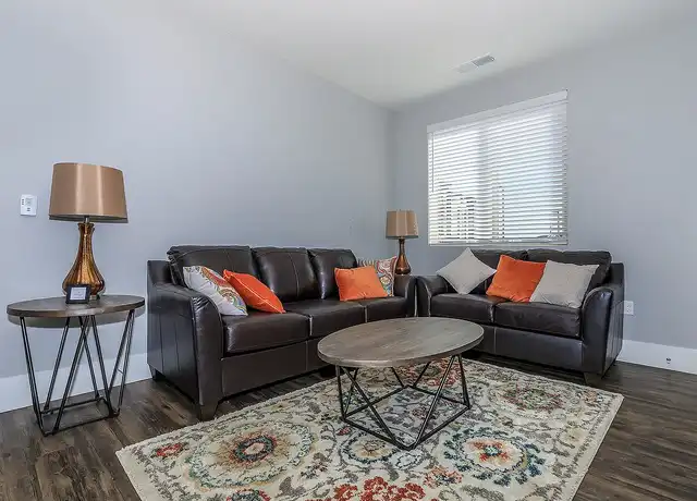 Property at Overlook at Mesa Creek - 2640 Grand Vista Cir, Colorado Springs, CO, 80904, 1-2 bed, 1 bath, [object Object]