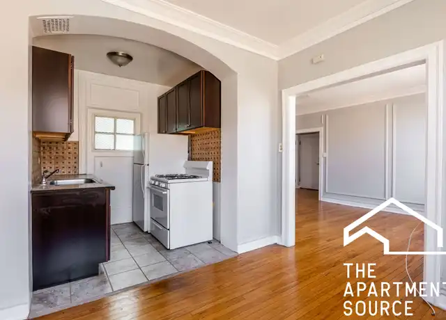 Property at 1363 W Estes Ave Unit 3U, Chicago, IL, 60626, 1 bed, 1 bath, [object Object]