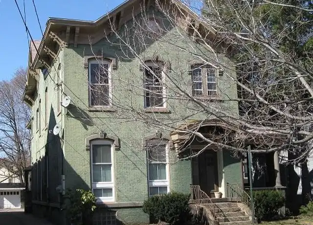 Property at 312 W 9th St Unit 3, Erie, PA, 16502, 1 bed, 1 bath, [object Object]