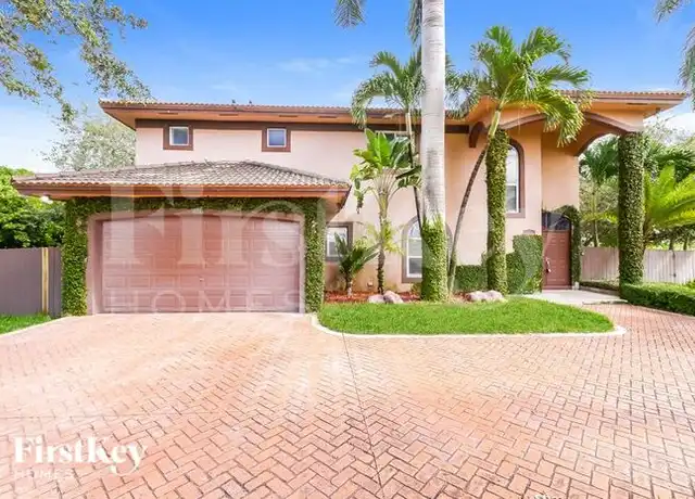 Property at 11721 SW 226th St, Miami, FL, 33170, 4 beds, 3 baths, [object Object]
