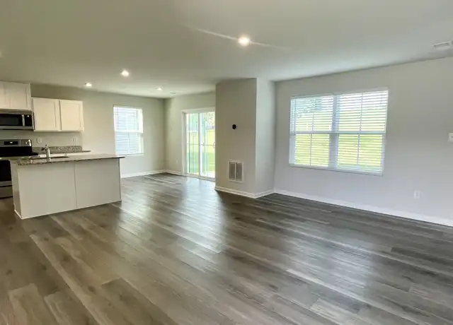 Property at 154 Robinia Rd, Lynchburg, VA, 24501, 4 beds, 3 baths, [object Object]