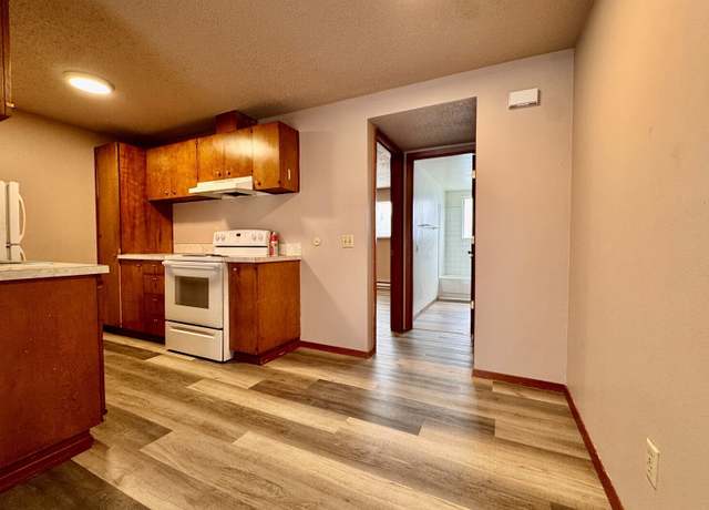 Photo of 624 W Cedar St #2, Shelton, WA 98584