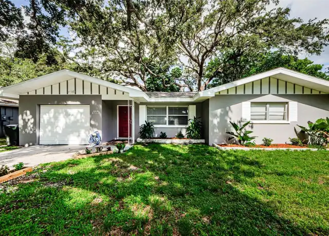 Property at 1310 Robin Hood Ln, Dunedin, FL, 34698, 2 beds, 2 baths, [object Object]