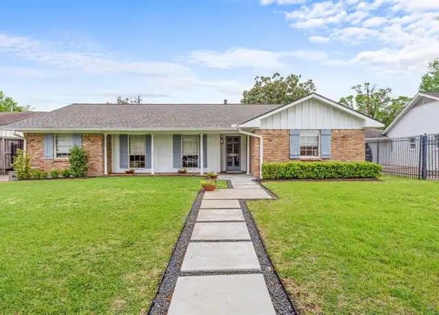 Property at 6158 Burgoyne Rd, Houston, TX, 77057, 3 beds, 2 baths, [object Object]
