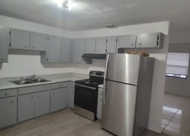 Property at 736 Kentucky St Unit 3, Daytona Beach, FL, 32114, 2 beds, 1 bath, [object Object]
