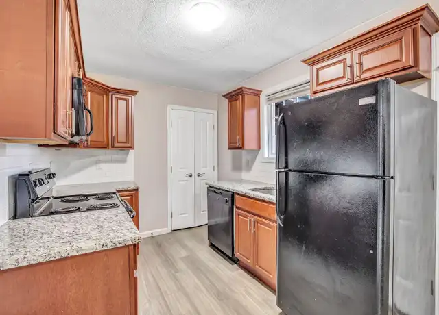 Property at 81 Overton Ave Unit 101-B, Waterbury, CT, 06705, 2 beds, 1.5 baths, [object Object]