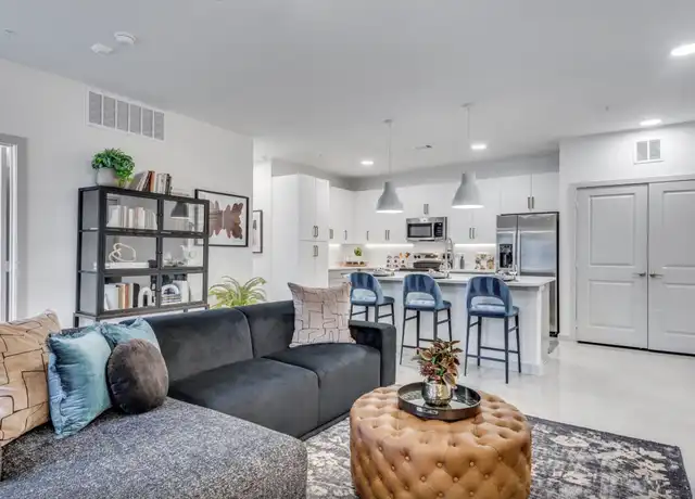 Property at 8113 S Interstate 35 Frontage Rd, Austin, TX, 78744, 2 beds, 2 baths, [object Object]