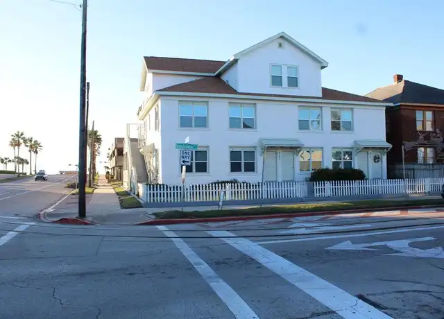 Property at 2101 Bernardo De Galvez Ave Unit 2, Galveston, TX, 77550, 2 beds, 2 baths, [object Object]