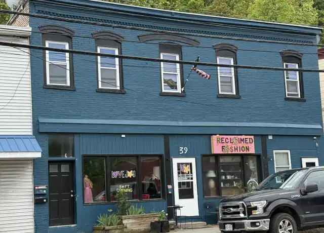 Property at 39 W Bridge St Unit 2r, Catskill, NY, 12414, 1 bed, 1 bath, [object Object]