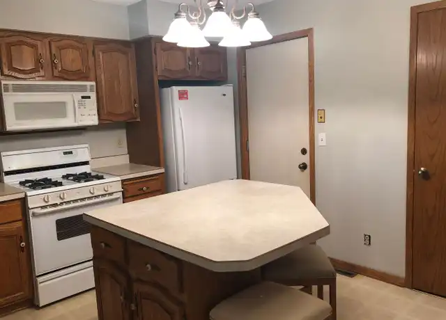 Property at 4140 Rice St, Saint Paul, MN, 55126, 2 beds, 3 baths, [object Object]