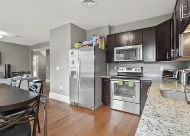 Property at 139 Adams St Unit 2, Waltham, MA, 02453, 5 beds, 2 baths, [object Object]