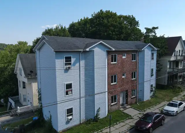 Property at 132 Easton Ave, Waterbury, CT, 06704, 2 beds, 1 bath, [object Object]