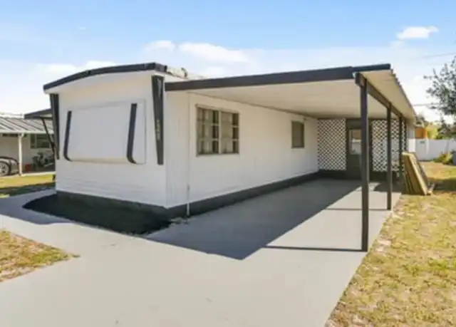 Property at 8445 SE Wren Ave, Hobe Sound, FL, 33455, 2 beds, 1 bath, [object Object]