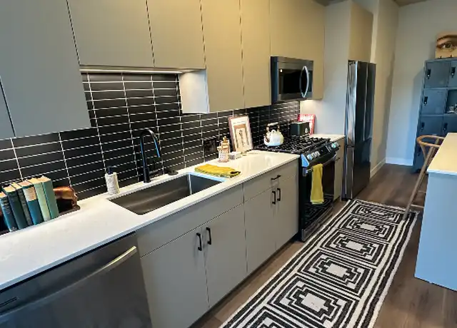 Property at 315 N May St, Chicago, IL, 60607, 1 bed, 1 bath, [object Object]