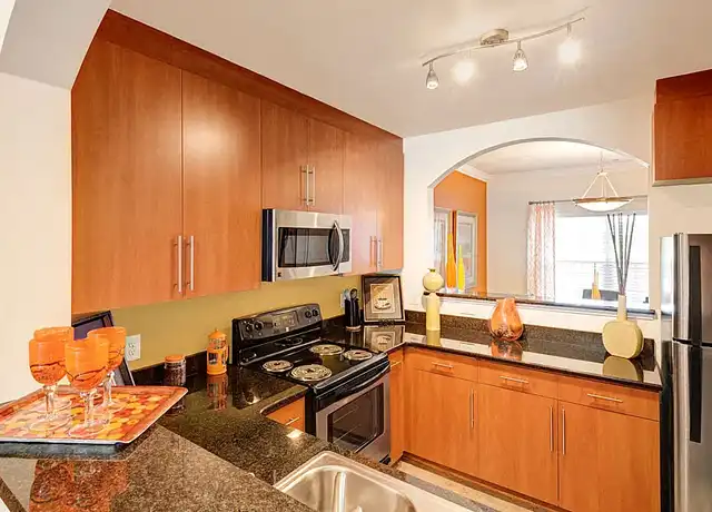 Property at Belmont at City Center - 900 Lakefront Cmns, Newport News, VA, 23606, 1-2 bed, 1-2 bath, [object Object]