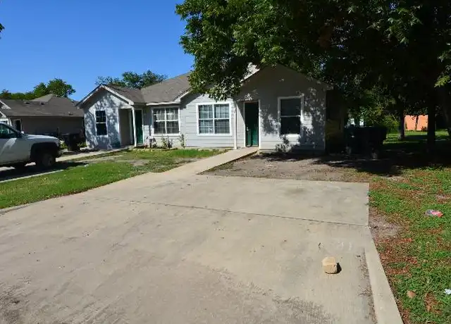 Property at 908 East Avenue C Unit C, Temple, TX, 76501, 3 beds, 1 bath, [object Object]