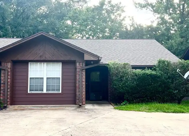 Property at 2904 Old Houston Rd Unit 5, Huntsville, TX, 77340, 3 beds, 2 baths, [object Object]
