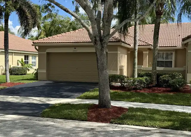 Property at 2002 Andromeda Ln, Weston, FL, 33327, 3 beds, 2 baths, [object Object]