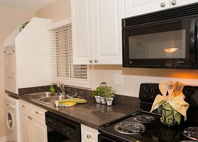Photo of 355 Monument Rd, Jacksonville, FL 32225