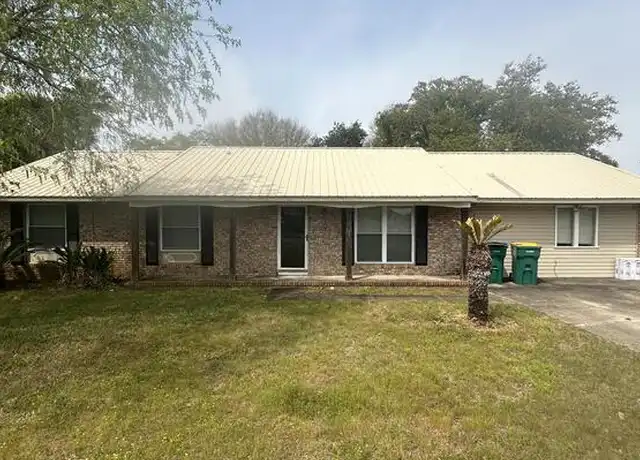 Property at 307 Spring Ln, Destin, FL, 32541, 4 beds, 2 baths, [object Object]