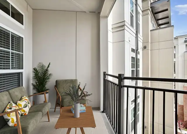 Property at 222 S Main St Unit 1-B106, Mooresville, NC, 28115, 1 bed, 1 bath, [object Object]