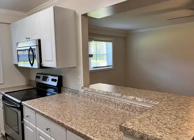 Property at 2816 Astoria Ave Unit 09, Cincinnati, OH, 45208, 1 bed, 1 bath, [object Object]