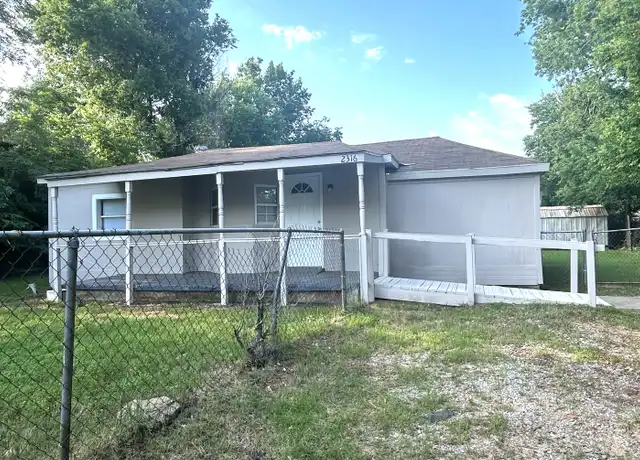 Property at 2316 SE 11th St, Oklahoma City, OK, 73129, 3 beds, 1 bath, [object Object]