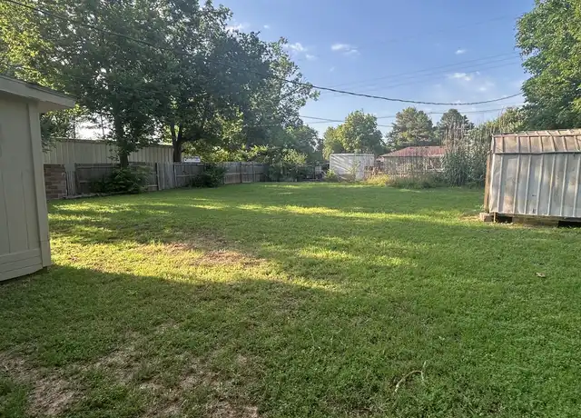 Property at 2316 SE 11th St, Oklahoma City, OK, 73129, 3 beds, 1 bath, [object Object]