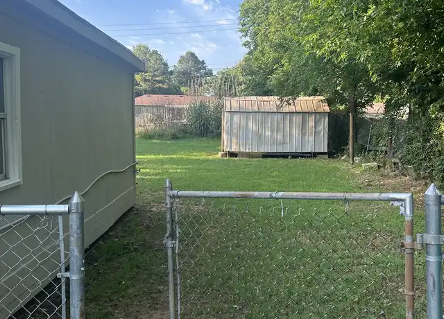 Property at 2316 SE 11th St, Oklahoma City, OK, 73129, 3 beds, 1 bath, [object Object]
