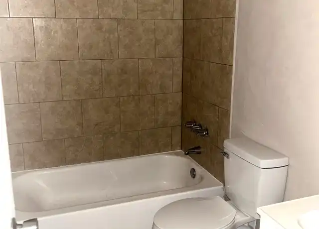 Property at 2316 SE 11th St, Oklahoma City, OK, 73129, 3 beds, 1 bath, [object Object]