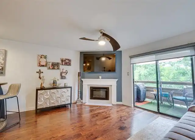 Property at 7640 W Greenway Blvd, Dallas, TX, 75209, 2 beds, 1.5 baths, [object Object]