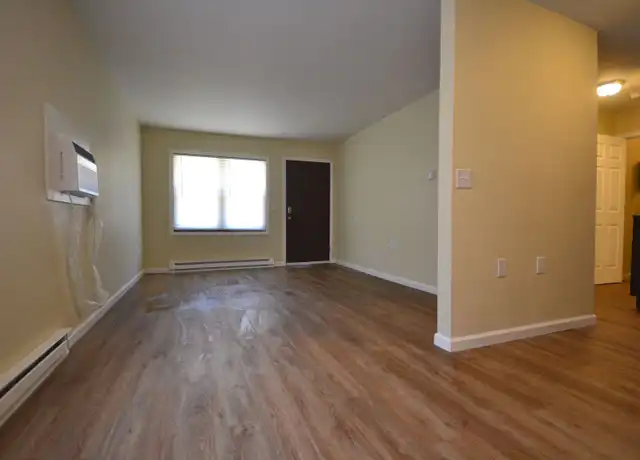Property at 68 Hulett Dr Unit 35, Camdenton, MO, 65020, 1 bed, 1 bath, [object Object]