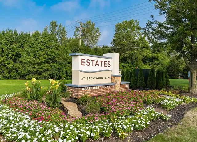 Property at Estates at Brentwood Lake - 2800 John Steven Way, Reynoldsburg, OH, 43068, 2 beds, 1.5 baths, [object Object]