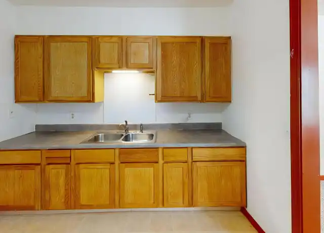 Property at 623 N 18th St Unit 1, Bismarck, ND, 58501, 2 beds, 1 bath, [object Object]