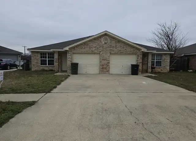Property at 107 Castellon Ct, Killeen, TX, 76542, 3 beds, 2 baths, [object Object]