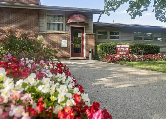 Property at Six Trails Apartments - Saline, MI - 801 Valley Cir Dr, Saline, MI, 48176, 1 bed, 1 bath, [object Object]