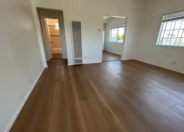Property at 11116 Normandie Ave Unit 5, Los Angeles, CA, 90044, 2 beds, 1 bath, [object Object]
