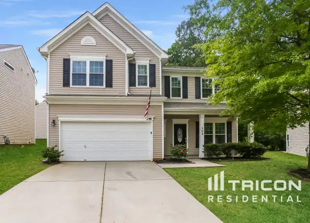 Property at 708 Harrier Rd, Charlotte, NC, 28216, 4 beds, 2.5 baths, [object Object]