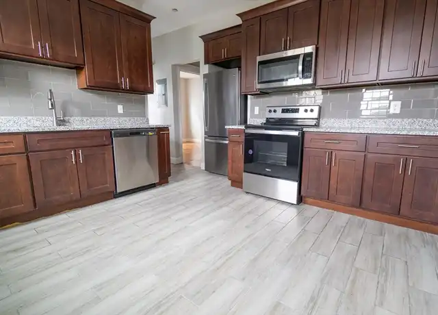 Property at 110 Fuller St Unit 2, Boston, MA, 02124, 3 beds, 1 bath, [object Object]