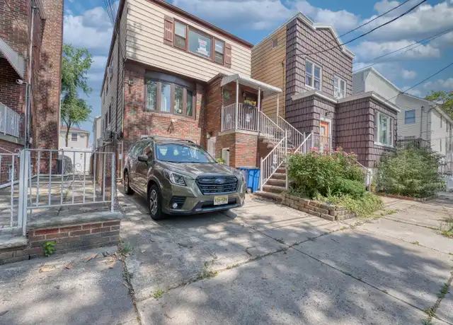 Property at 17 Miller St Unit 2, Jersey City, NJ, 07304, 3 beds, 1 bath, [object Object]
