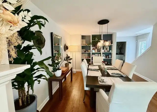 Property at 747 W Dickens Ave, Chicago, IL, 60614, 2 beds, 2 baths, [object Object]
